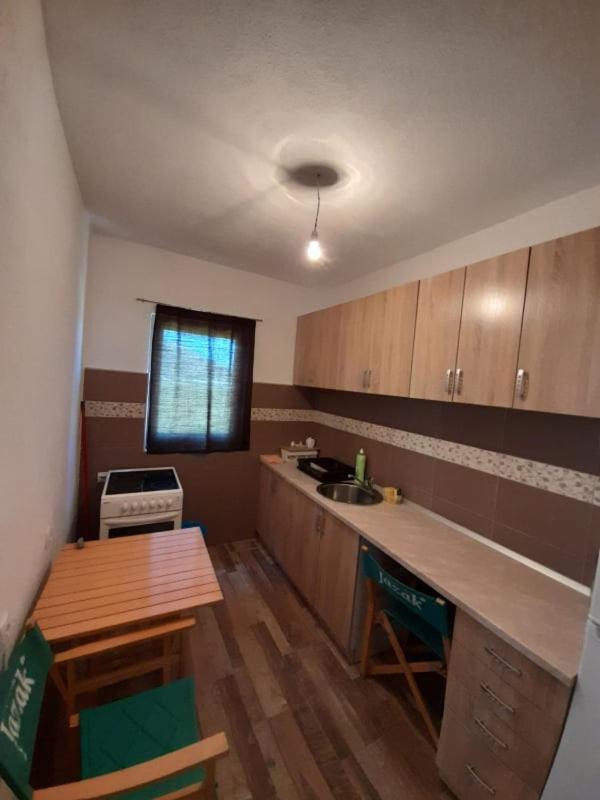 טרביניה Apartman Boki מראה חיצוני תמונה