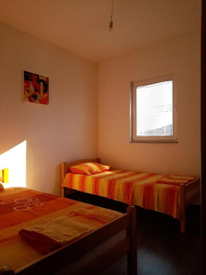 טרביניה Apartman Boki מראה חיצוני תמונה