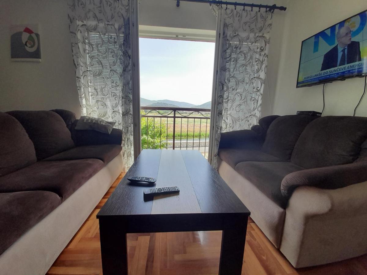 טרביניה Apartman Boki מראה חיצוני תמונה