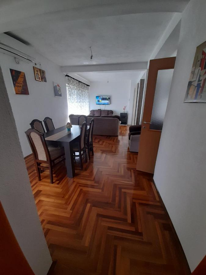 טרביניה Apartman Boki מראה חיצוני תמונה