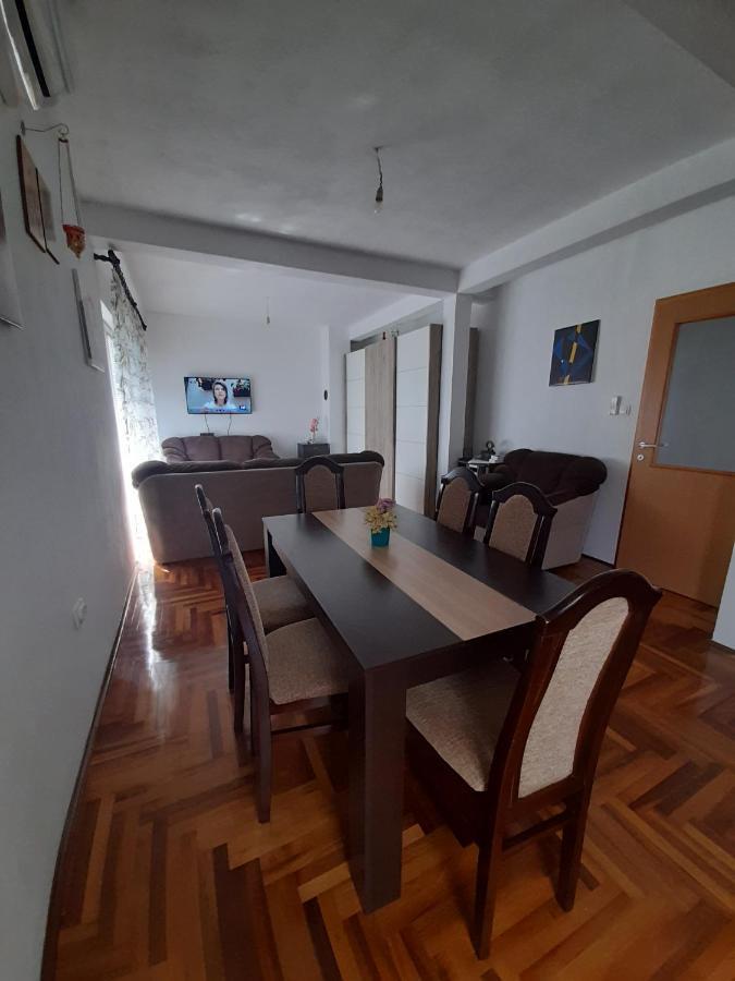 טרביניה Apartman Boki מראה חיצוני תמונה