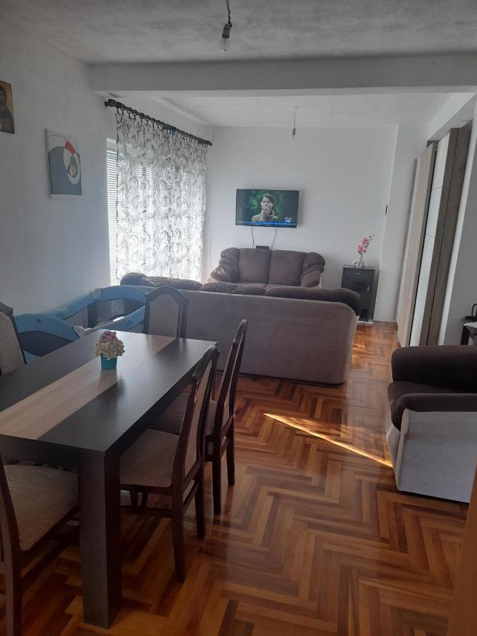 טרביניה Apartman Boki מראה חיצוני תמונה